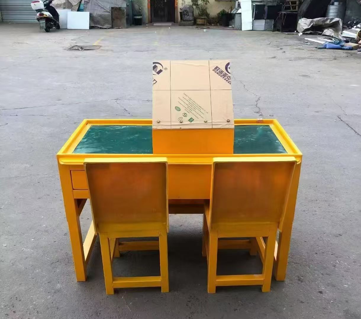 博白防静电导通桌井下煤矿火工品发放桌：危险品流转的安全守护者